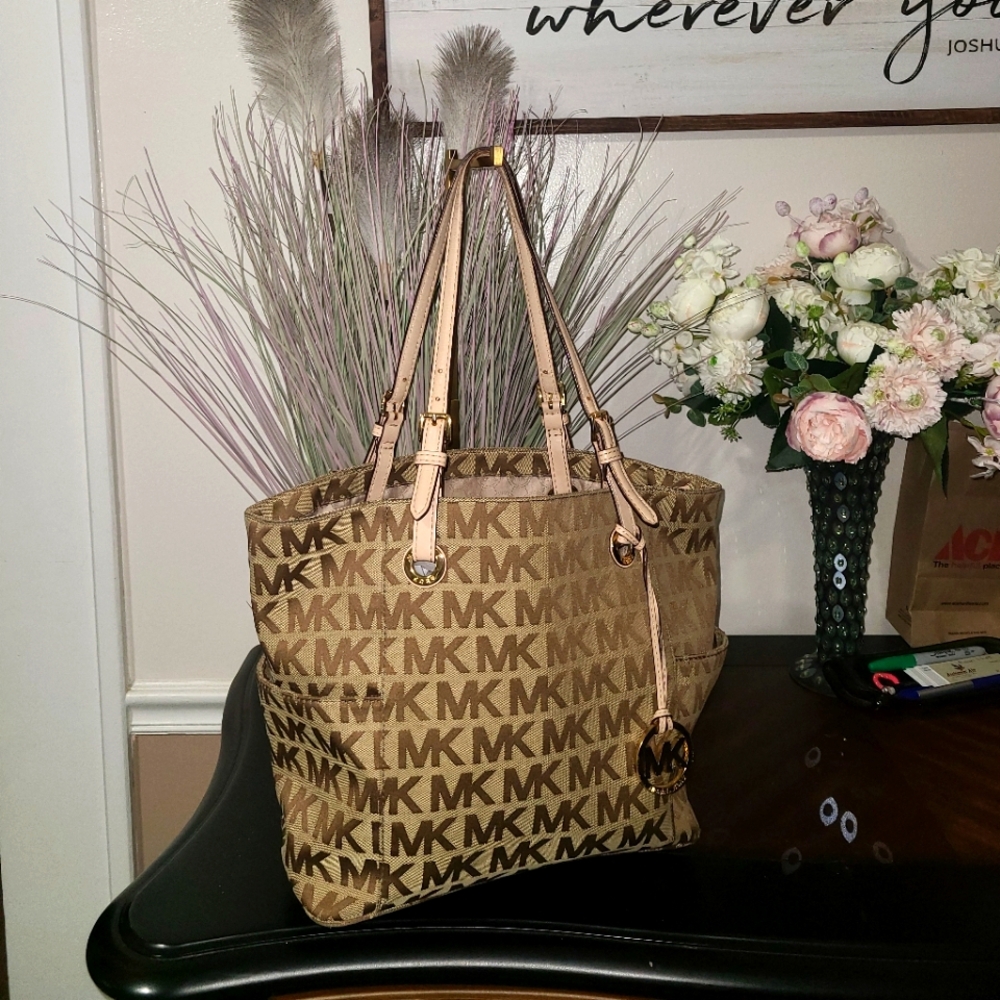 Michael Kors  purse.